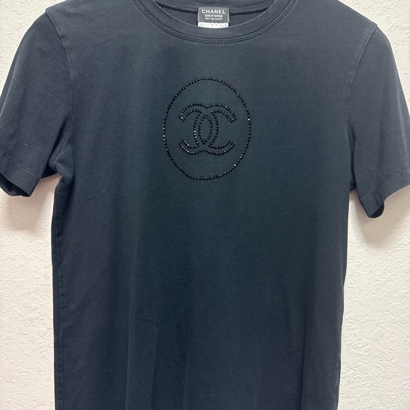 CHANEL Tops - Chanel women’s tee uniform
